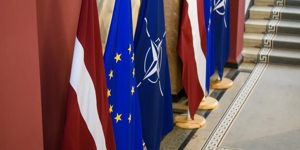 NATO DIANA - это инновационная программа, призванная способствовать сотрудничеству между НАТО, академической средой и частным сектором для ускорения развития критических технологий в сфере обороны и безопасности.