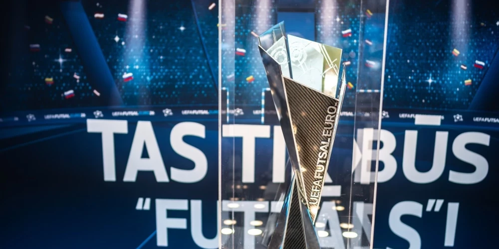 2026. gada telpu futbola čempionāta trofeja.