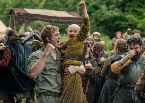 "Troņu spēles" fanu iemīļotajā fantāzijas pasaulē – jauns seriāls!