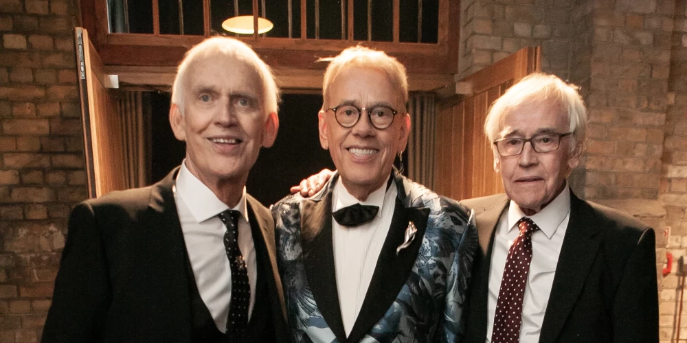 2019. gada 19. oktobrī Hanzas peronā ar krāšņu koncertu savu 70 gadu jubileju svinēja slavenais šefpavārs Mārtiņš Rītiņš, ar kuru kopā šajā skaistajā notikumā bija arī abi brāļi (attēlā no kreisās) Andrejs un Jānis.