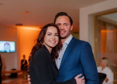 Lelde Dreimane savu jauno mīļoto izzīlējusi kārtīs