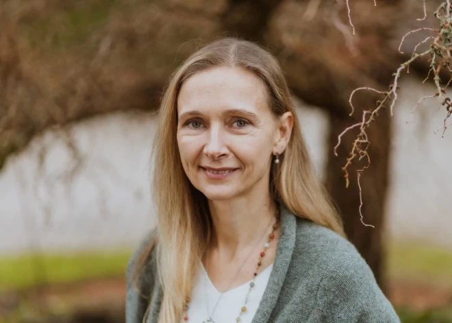 “Pie trešās operācijas pateicu - stop”. Ināra Lisecka stāsta, kā atradusi citu ceļu uz veselību