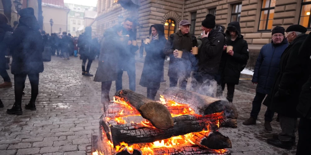 1991. gada barikāžu gadskārtas atceres pasākums pie Saeimas ēkas.