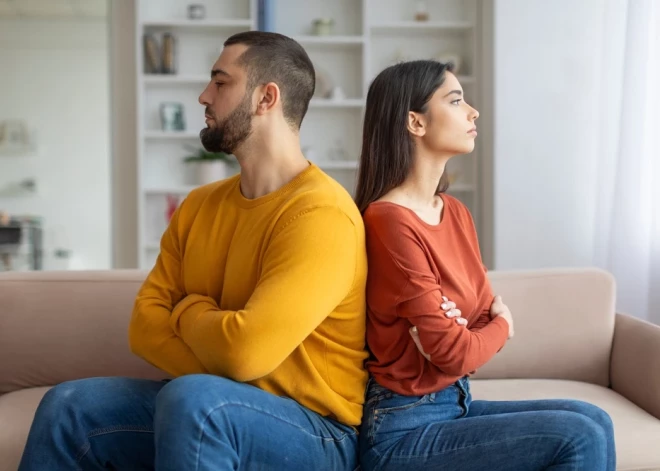 Какие знаки зодиака чаще всего обижаются и молчат: как понять, что человек "закрылся"