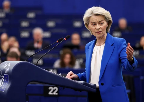 European Commission President Ursula von der Leyen addresses the EU Parliament in Strasbourg, France, January 21, 2026. REUTERS/Yves Herman