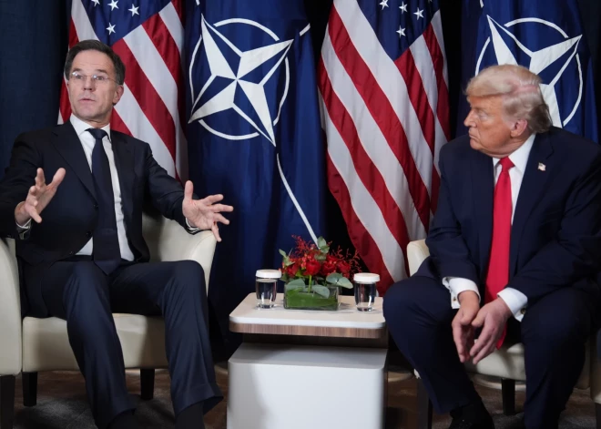 Tramps paziņojis, ka panācis ar NATO vienošanos Grenlandes jautājumā