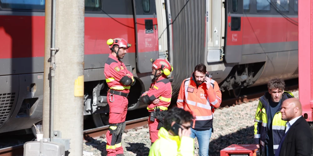 Otrdien Katalonijā vilciena avārijā gāja bojā mašīnists, bet 37 cilvēki tika ievainoti.