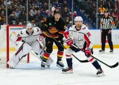 Teodors Bļugers beidzot atgriežas no traumas un ar lielu spēles laiku veicina "Canucks" uzvaru