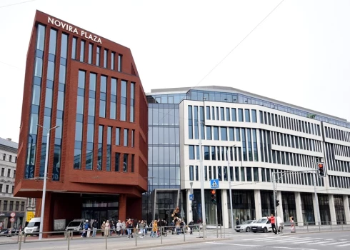 Деловой центр Novira Plaza находится у Центрального вокзала Риги.
