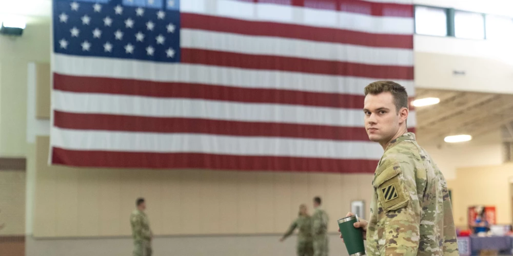 Eiropā joprojām atrodas gandrīz 80 tūkstoši amerikāņu karavīru, un ASV klātbūtne kontinentā ir lielāka nekā jebkad iepriekš.