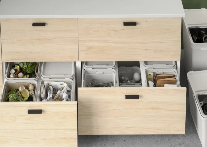 Дизайнер интерьера раскрыл секреты: где спрятать контейнеры для мусора в обычной квартире