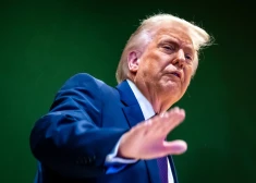 "Šim karam ir jābeidzas!" Tramps aicina Krieviju izbeigt karu pret Ukraini