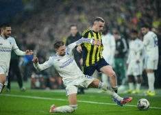 "Aston Villa" un Lionas "Olympique" uzvar viesos un nodrošina vietu Eiropas līgas astotdaļfinālā