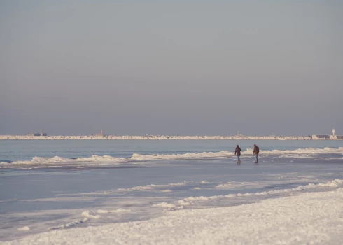 Kurzemē gaidāmas vēja brāzmas līdz 12 metriem sekundē.