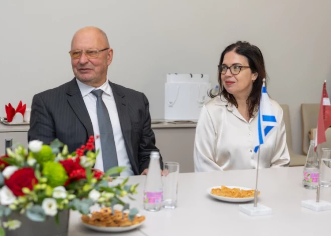 Jūrmalas domes priekšsēdētājs Jānis Lediņš tiekas ar Izraēlas vēstnieci Latvijā
