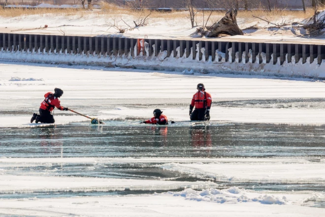 Kārtības sargi brīdina – atrasties uz ledus ir bīstami (ilustratīvs foto).