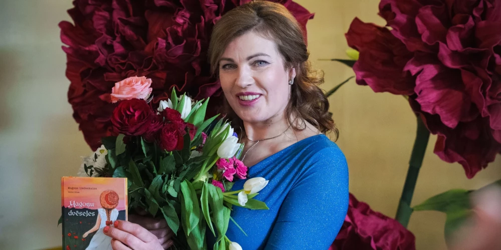 2026. gada 22. janvārī kafejnīcā "Ezītis miglā" notika šova "Slavenības. Bez filtra" zvaigznes dzejnieces Magones Liedeskalnas jaunās dzejas grāmatas "Magoņu dvēseles" atvēršanas svētki.