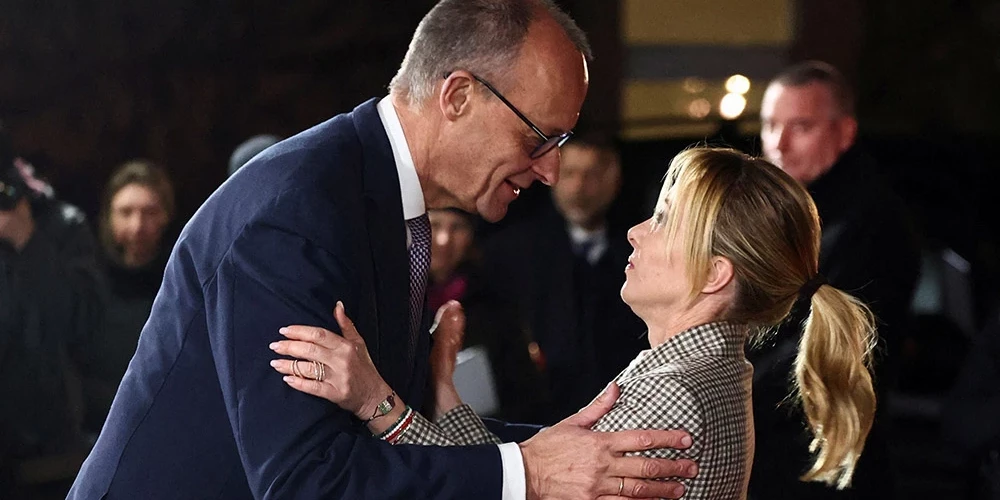 Vācijas kanclers Frīdrihs Mercs satiek Itālijas premjerministri Džordžu Meloni.