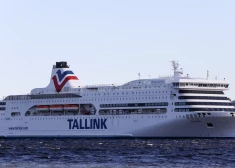 "Приходится идти на коленях просить Tallink вернуться": план возвращения парома Рига-Стокгольм сорвался