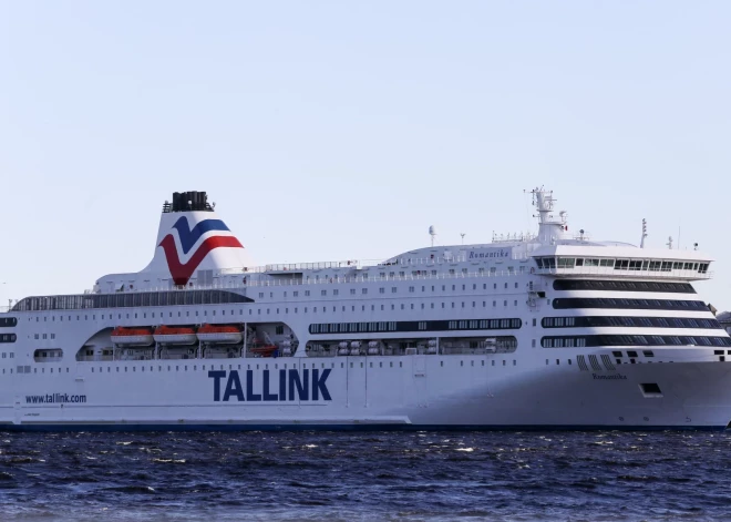 "Приходится идти на коленях просить Tallink вернуться": план возвращения парома Рига-Стокгольм сорвался