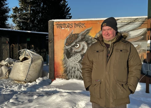 Zooloģiskā dārza “Raptors Park” īpašnieks Aleksandrs Kalačovs.