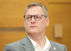 Rīgas domes opozīcijas frakcija rosina neuzticības balsojumu Kleinbergam