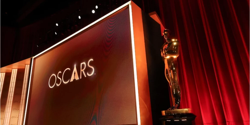 Šovbiznesa pasaulē interesantu notikumu netrūkst ne dienas - par tiem parūpējas gan dziedātāji un aktieri, gan karaļnama pārstāvji, politiķi un sportisti.