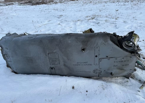 Neseno masveida uzbrukumu laikā Ukrainas pilsētām Krievijas armija izmantoja 2026. gadā ražotas raķetes.