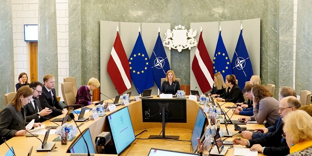 Кабмину не привыкать к заседаниям.