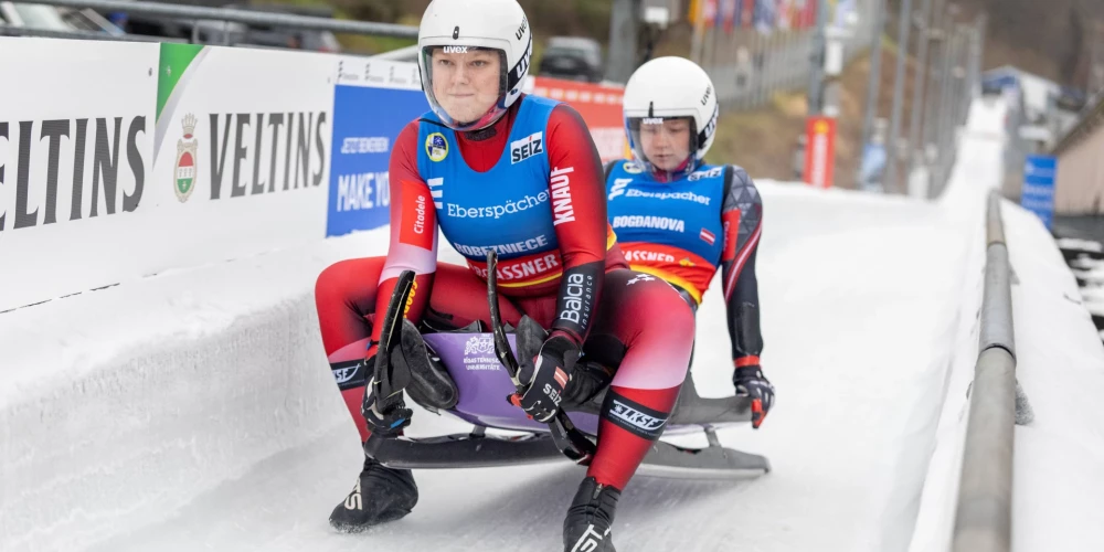 Marta Robežniece un Kitija Bogdanova.