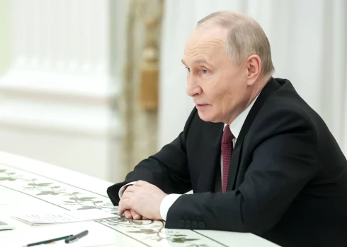 Vladimira Putina pēdējā laika retorika kļuvusi negaidīti mīksta.