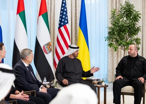 Abū Dabī noslēgusies ASV, Krievijas un Ukrainas delegāciju sarunu otrā kārta.