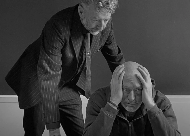 Театр из Бристоля сыграет в Риге: что известно о постановке "Рука об руку с ангелами"