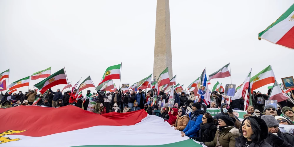 Eiropas Parlaments nosoda Irānas režīma represijas pret protestētājiem. 