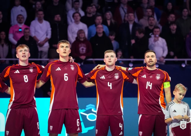 Latvijas telpu futbolisti Rīgā piedzīvo smagu zaudējumu