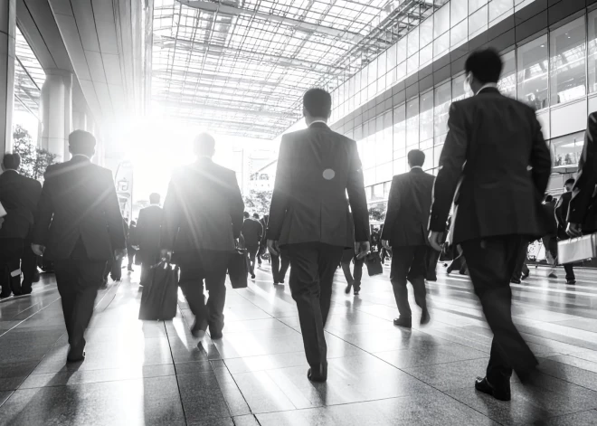 "Советник - это продолжение министра": какова реальная роль политических помощников?