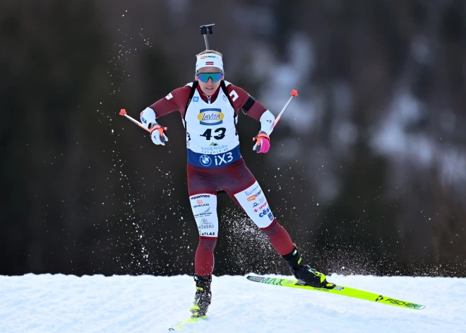 Pasaules kauss biatlonā: kļūdas maksā dārgi – Baiba Bendika finišē pēdējā
