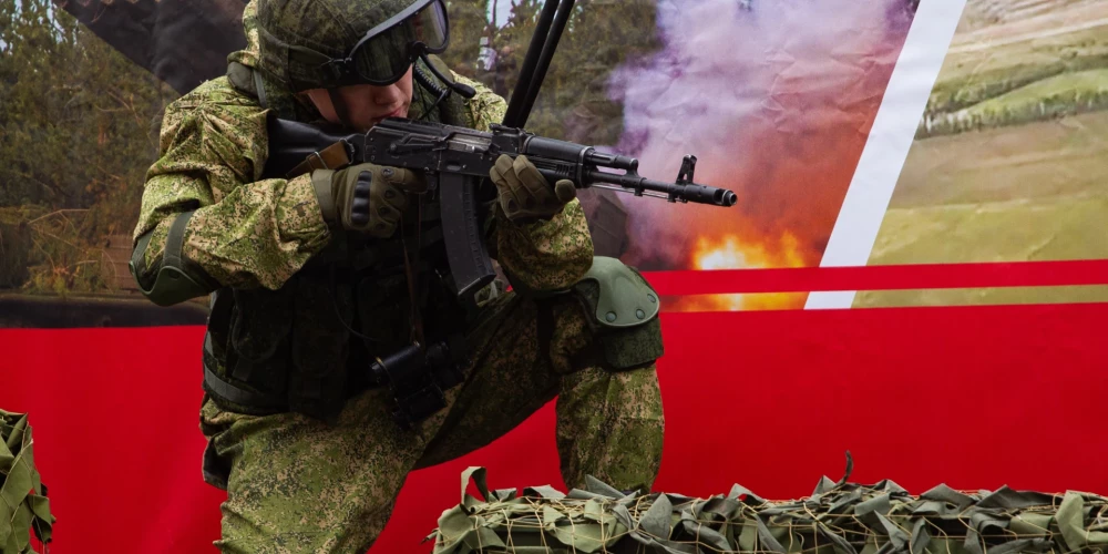 Krievija Latvijai pašlaik nerada tiešu militāro apdraudējumu, tomēr virkne pazīmju norāda uz potenciāliem plāniem ilgtermiņā.