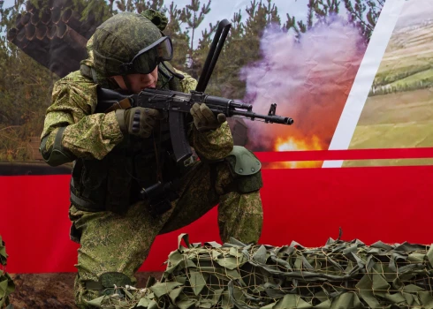 Krievija Latvijai pašlaik nerada tiešu militāro apdraudējumu, tomēr virkne pazīmju norāda uz potenciāliem plāniem ilgtermiņā.