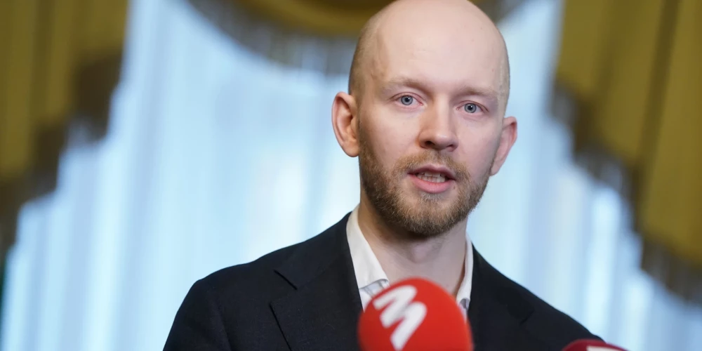 Глава фракции "Прогрессивные" Андрис Шуваев.