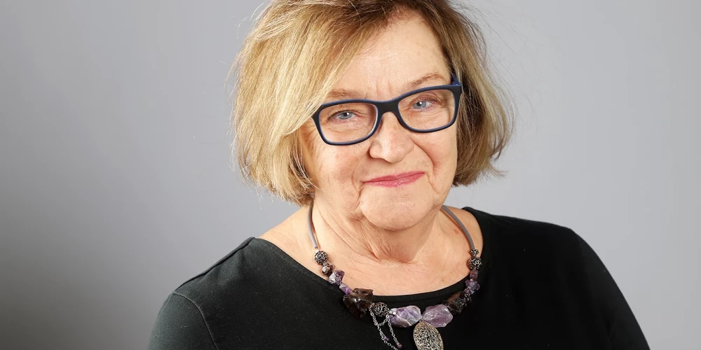 Leļļu teātra režisore Vija Blūzma