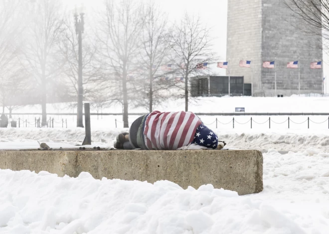Ziemas vētra ASV prasījusi 30 cilvēku dzīvības