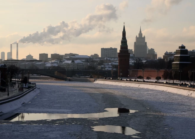 SAB: turpmākos trīs gadus Maskava militārām vajadzībām paredz atvēlēt 38-41% budžeta izdevumu
