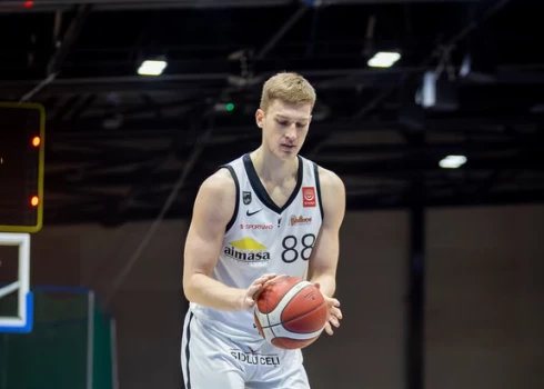 Rinalds Mālmanis bija svarīgs Valmieras basketbolists. 