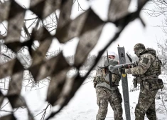 Zelenskis: Krievija mēnesī Ukrainā zaudē vairāk karavīru nekā PSRS desmit gados Afganistānā