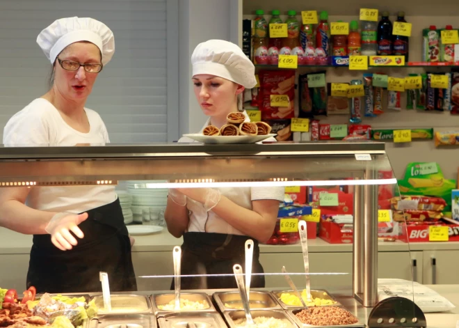 Kas samazina holesterīnu: dietologi nosaukuši veselīgu un garšīgu produktu, kuru vajadzētu ēst katru dienu