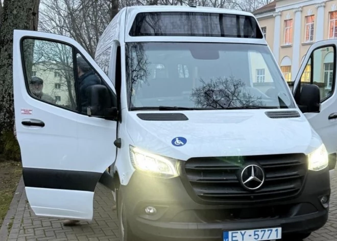 Valmieras pašvaldības autoparks papildināts ar jaunu bezemisiju autobusu