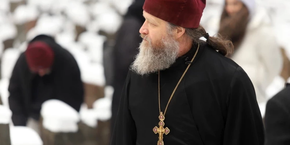  Biķernieku memoriālā Rīgā piemin holokausta upurus.