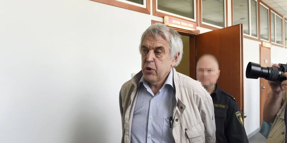 Apsūdzētais nereģistrētā veidojuma "Nepilsoņu kongress" vadonis Aleksandrs Gapoņenko.