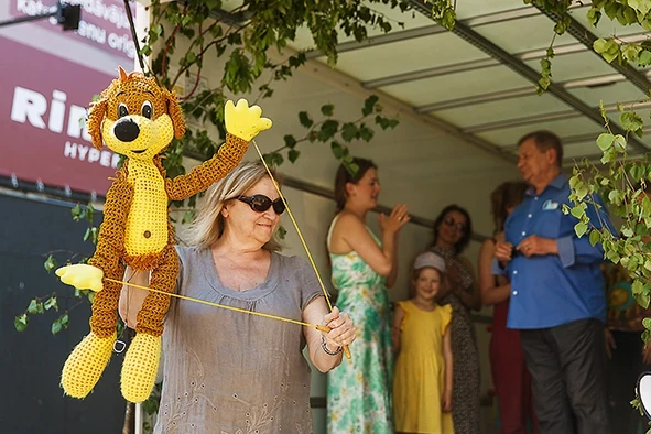 Vija Blūzma un viņas Pifs.